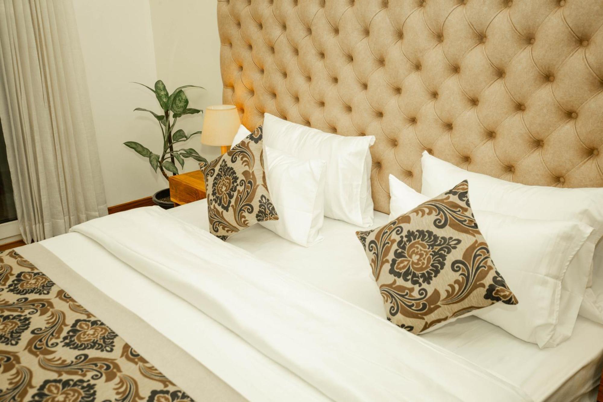 Hotel Manthra Leisure Kandy Exterior foto