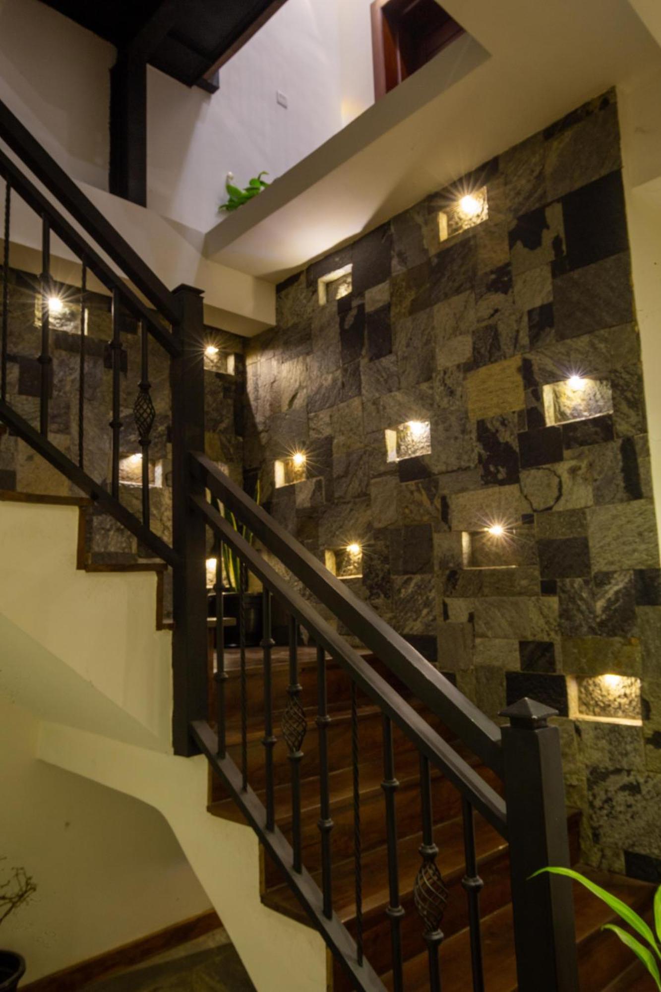 Hotel Manthra Leisure Kandy Exterior foto
